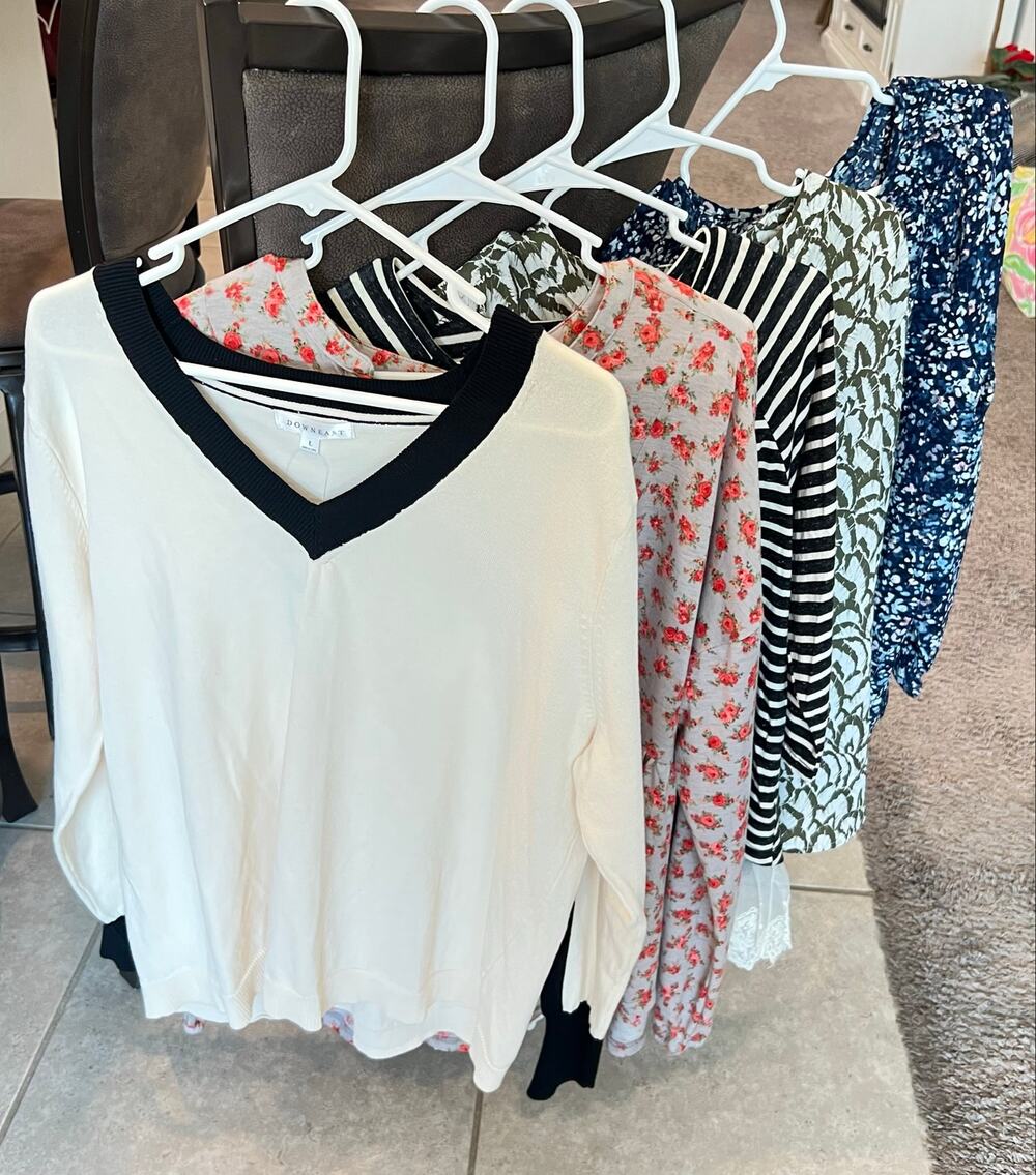 LOT of Women's Tops Blouse Sz L KORI Jach’s Girlfriend Jessica Simpson Downeast